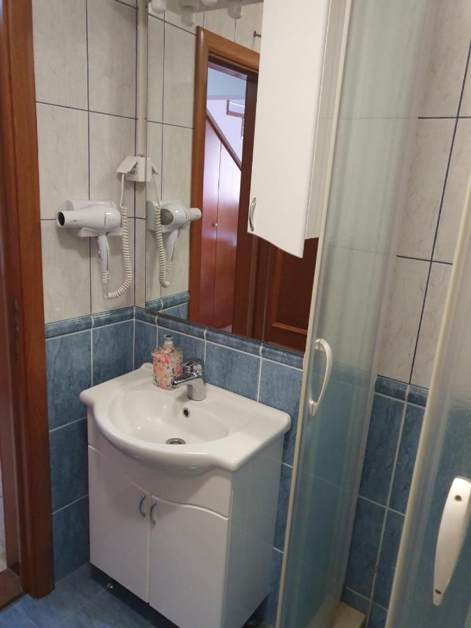 Tazex Apartments Херцег Нови Екстериор снимка