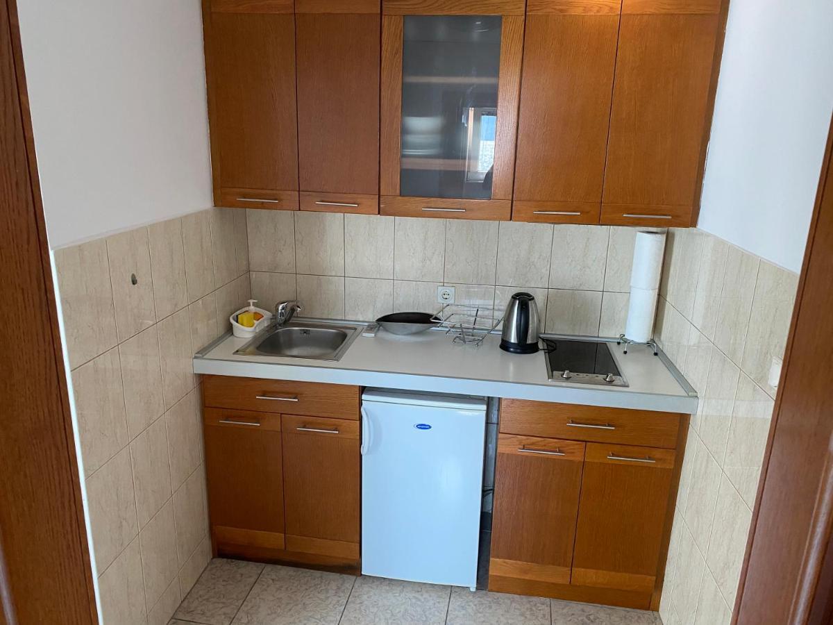 Tazex Apartments Херцег Нови Екстериор снимка